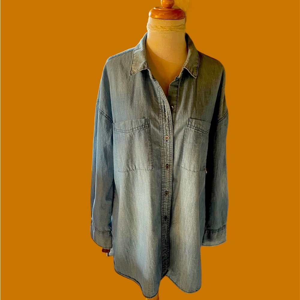 Old Navy Maternity Shirt M